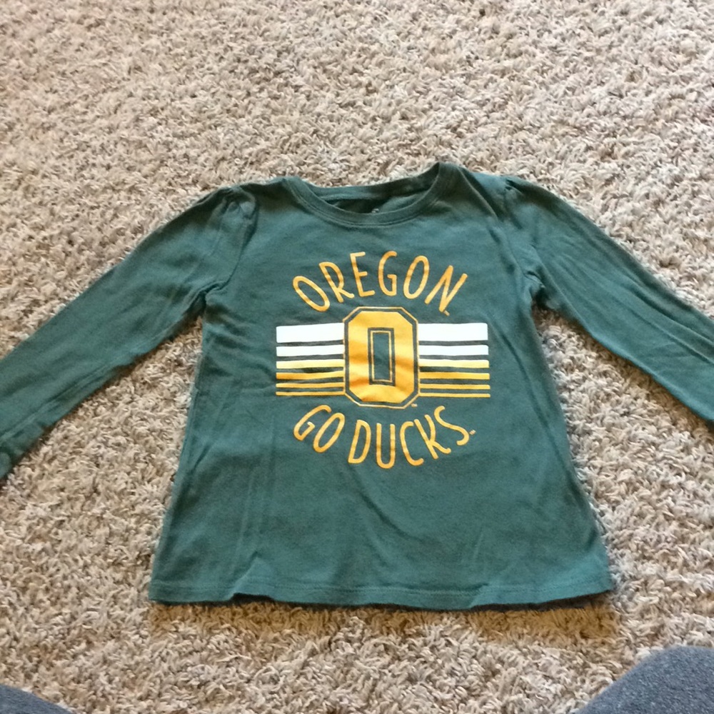 Girls Oregon Ducks long sleeve shirt